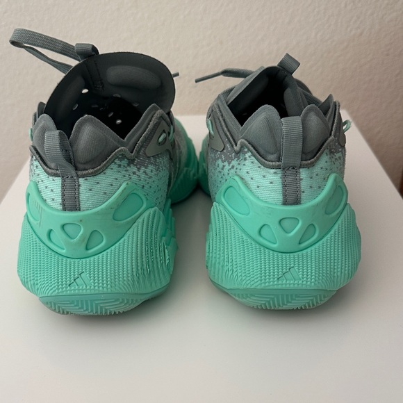 Adidas Kids' Sneakers in Mint and Gray - Picture 3 of 9